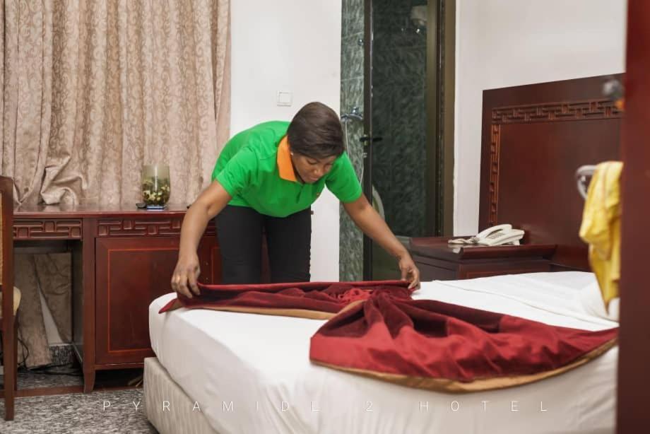 Hotel Pyramide II Kinszasa Zewnętrze zdjęcie